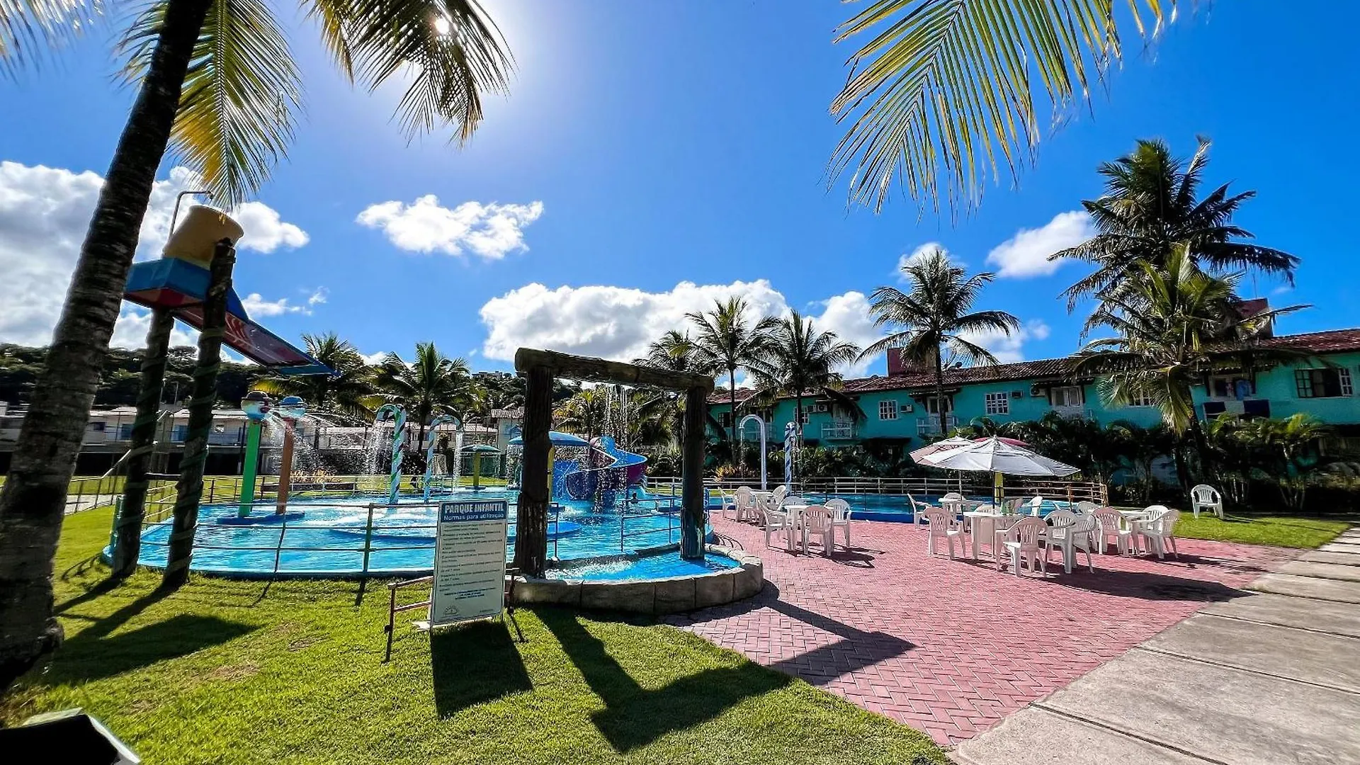 Suiite Com Ar Condicionado, Frigobar E Mesa Para Trabalho. Localizada No Hotel Porto Belo Park, Com Parque Aquatico Porto Seguro