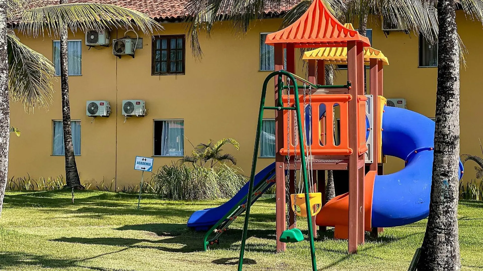 Suiite Com Ar Condicionado, Frigobar E Mesa Para Trabalho. Localizada No Hotel Porto Belo Park, Com Parque Aquatico Porto Seguro 0*,  Brasil